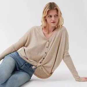 W Cream UrbanOutfitters OutFromUnder Waffle Knit Oversized Sweater Size S/M |A87